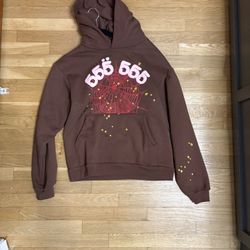 brown sp5der 555 angel number hoodie S