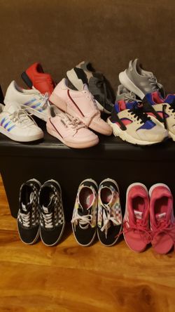 Adidas Flia Van Nike, 9 Shoes total