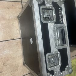 dj case  for mixer  and accesories 