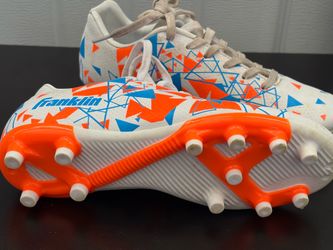 Soccer cleats
