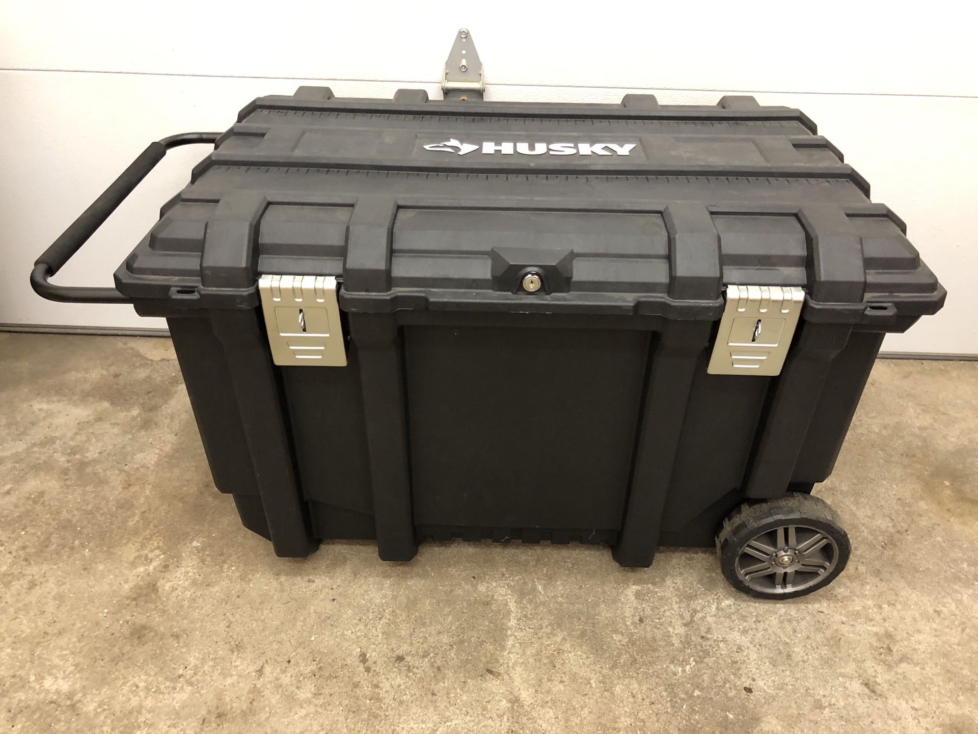 Husky 37 inch Mobile Job Box Tool Box