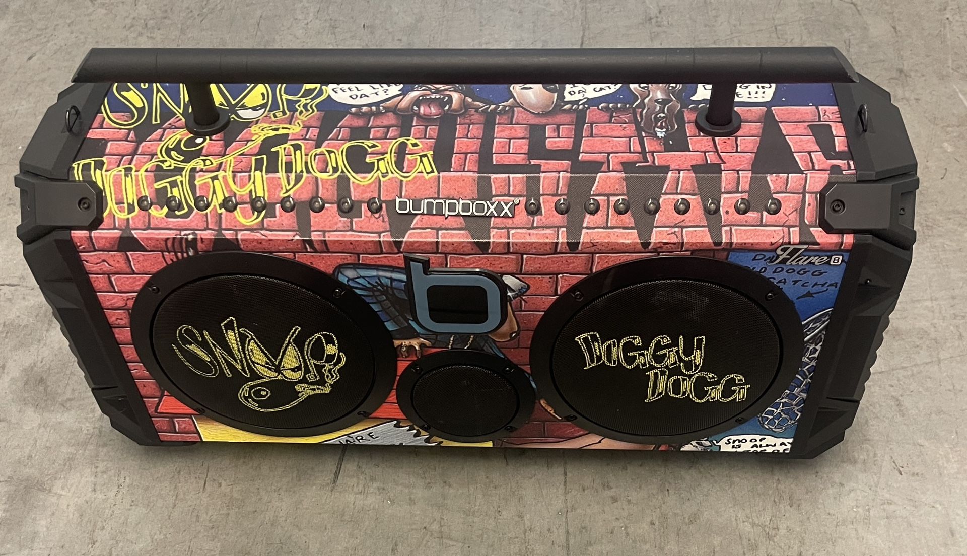 Rare Limited Edition Bumpboxx Flare 8 Snoop Bluetooth Boombox