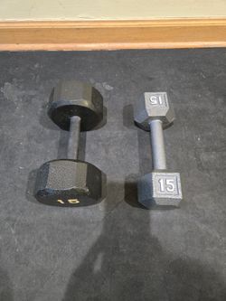 Mismatched 15lb Metal Hex Dumbbells-