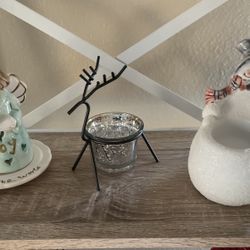 HOLIDAY CANDLE HOLDERS