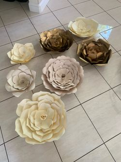 Decoration Paper flowers XL, Large, Medium and small