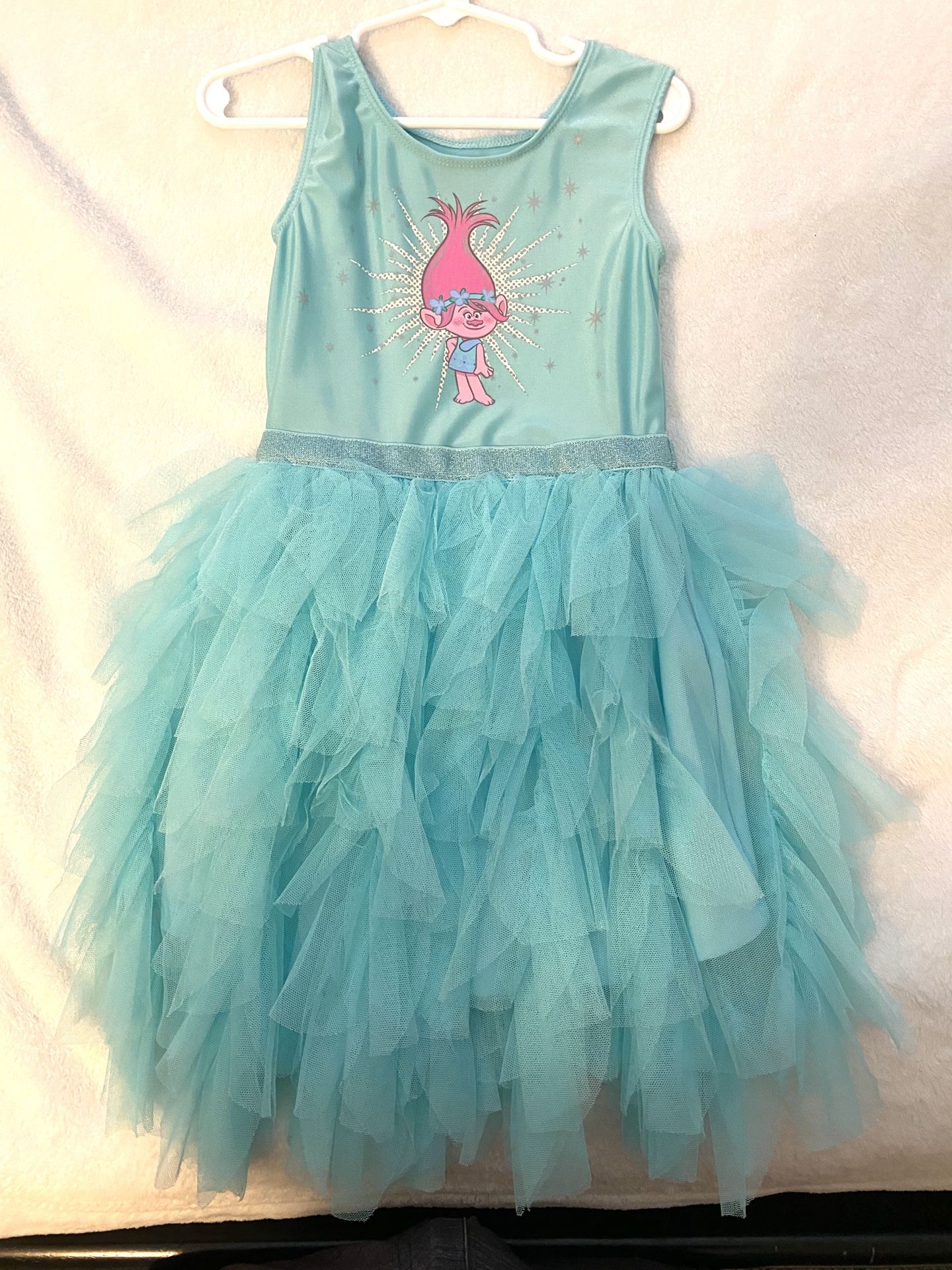 Trolls girl dress Size 5T