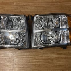 OEM 2011  Chevrolet Silverado Headlights 