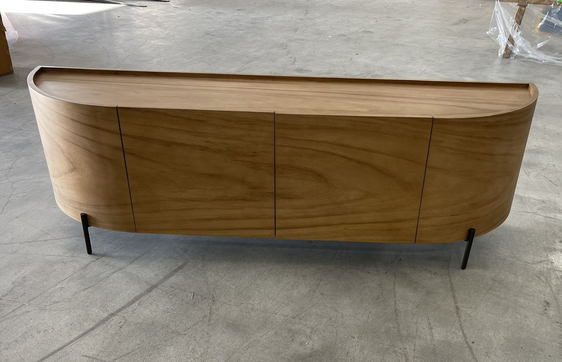 Four Hands Lunas Media Console – Gold Guanacaste