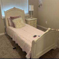 Twin 4pc Bedroom Set
