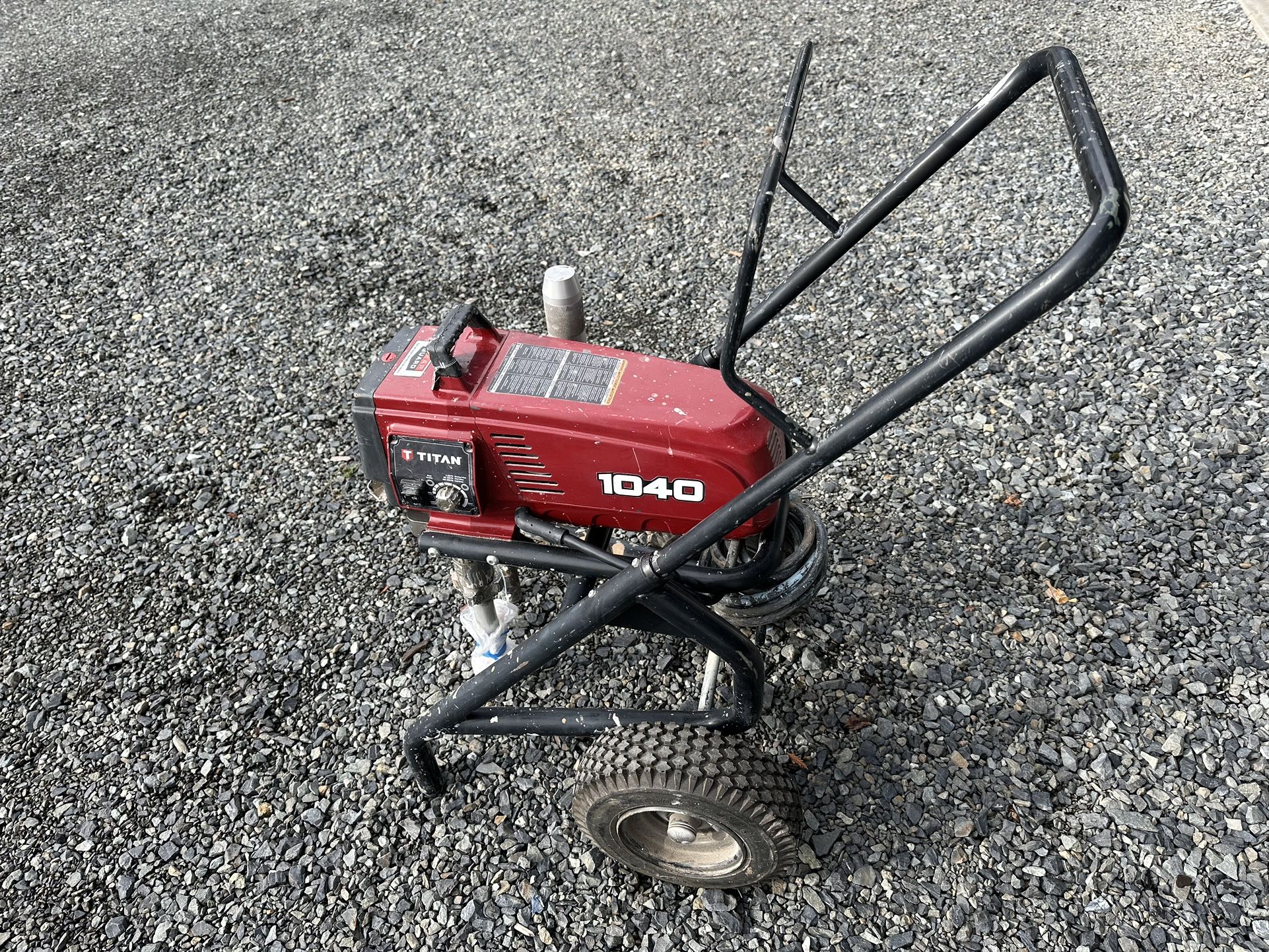 Titan 1040 Airless Paint Sprayer