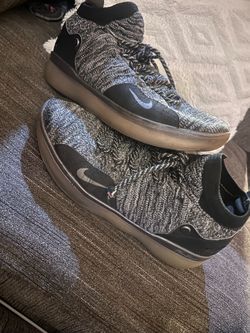 Kevin Durant shoes size 10