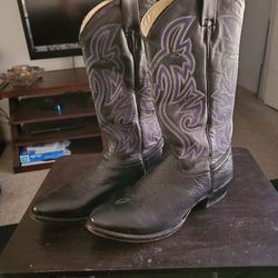 COWTOWN LEATHER BOOTS 10-1/2W.STILL IN GREAT SHAPE 