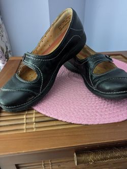 Ladies Clarks Shoes