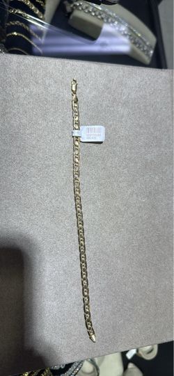 10k 8.5” Gucci mariner