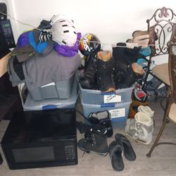 Seven Snowboards Tons Of Snowboarding Boots For Snowboarding Helmets Hundreds Of Pairs Of Snowboarding Pants For Kids And Adults All Great Prices 