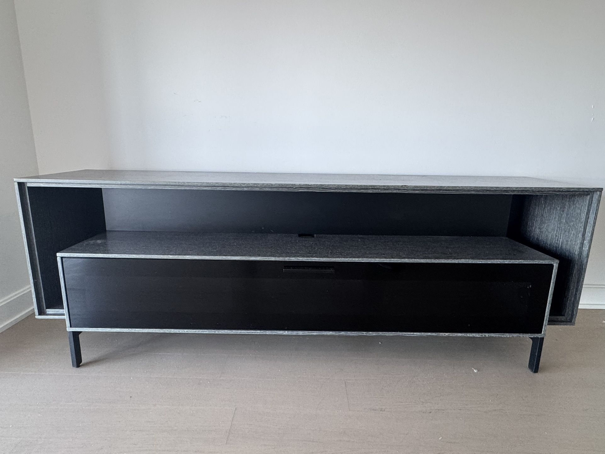 TV Entertainment Stand - Console-