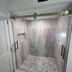 Glass Shower In All The Measures