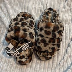 Ugg Fluff Yeah Slides