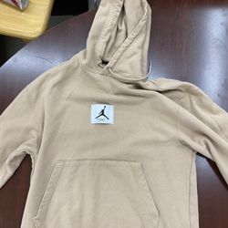 L brown air Jordan hoodie 