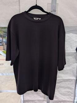Uniqlo Tee Oversized Large