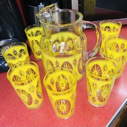 VINTAGE ANCHOR HOCKING COLD BEVERAGES GLASS PITCHER AND 7 LARGE MATCHING GLASSES