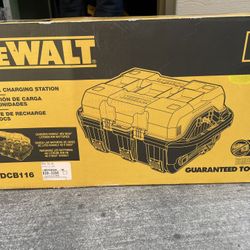 Dewalt 40 V Six Pack Charging Station Never Been Opened)