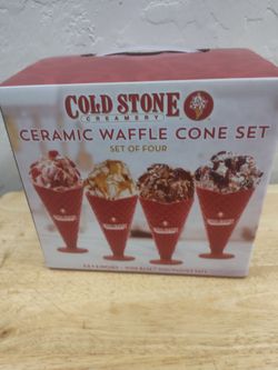Vintage Cold Stone Creamery ceramic waffle cone set