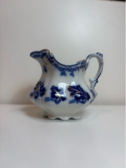 Antique Johnson Brothers  Pattern Flow Blue Gravy Boat / Pitcher