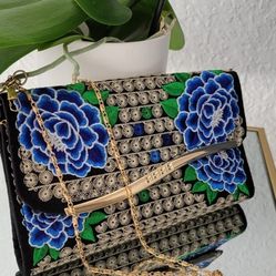 Crossbody Clutch Purse