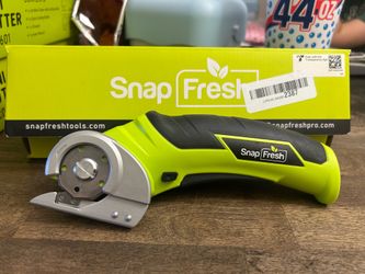 SnapFresh Cordless Electric Mini Cutter – New (Open Box)
