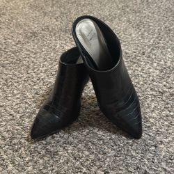 Black Crocodile Worthington Pump Heels