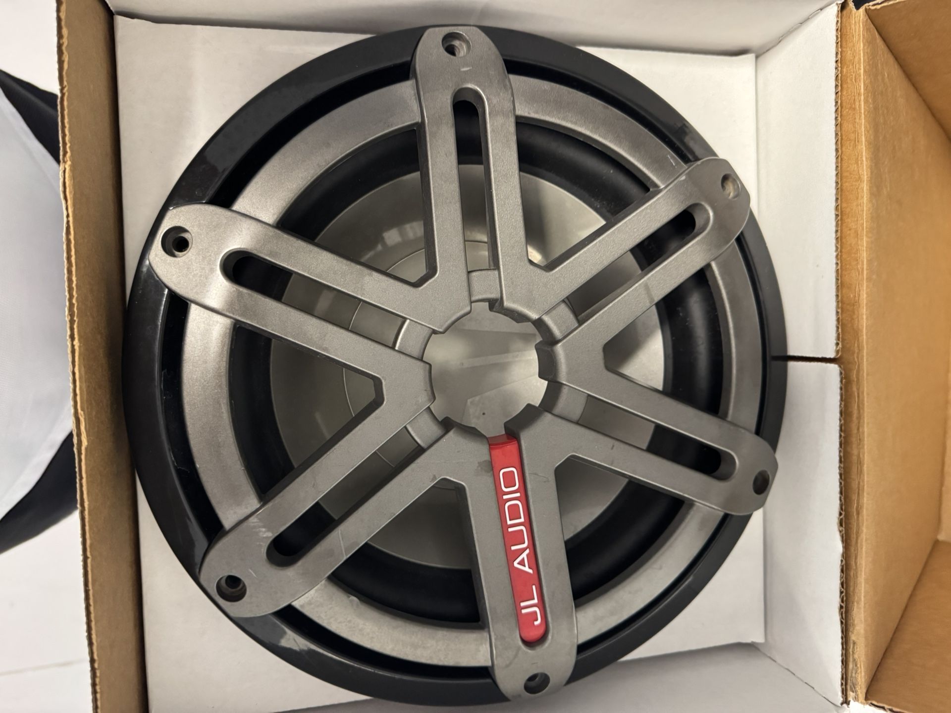 JL Audio Speaker And Amps