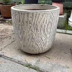 Large 15” Diameter 15” Tall Ivory Textured Plant Flower Pot 