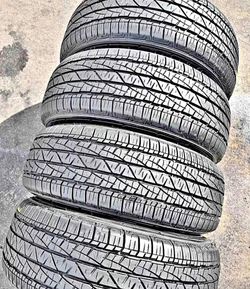 225/65/17 Firestone vendo un set de llantas usadas excelente condiciones de vida las 4 ✅🤩I am selling a set of used tires, all 4 in excellent living 