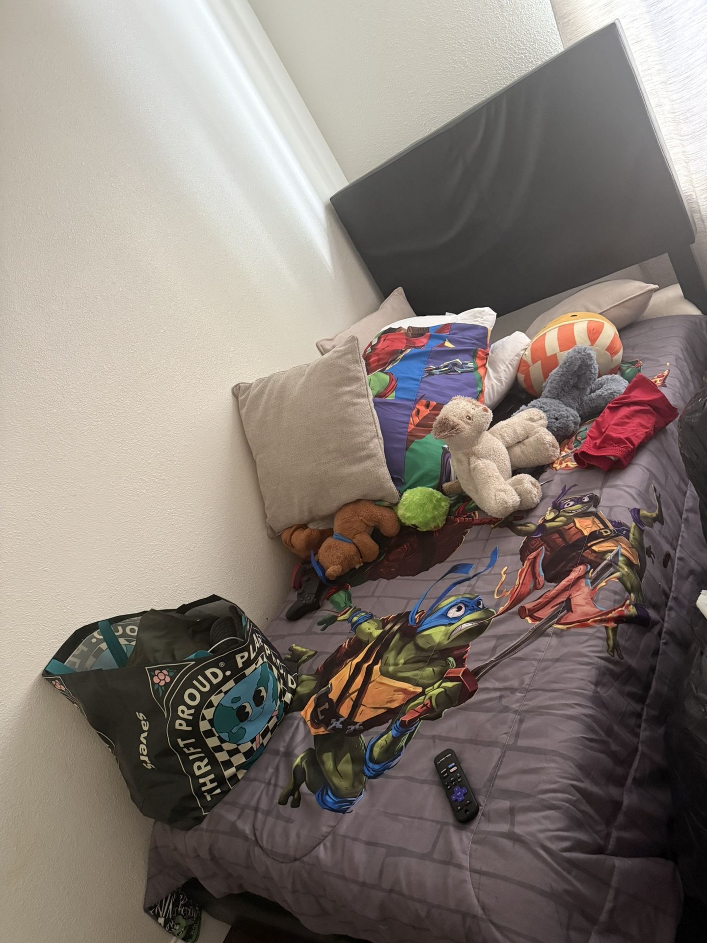 Twin Size Bed With New Mattress 