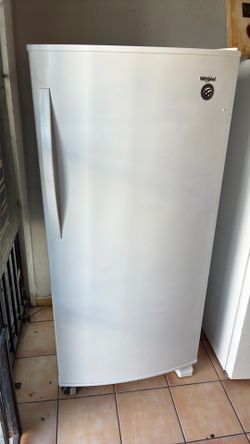 WHIRLPOOL REFRIGERATOR