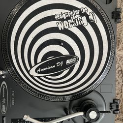 American Audio TTD-2500 direct-drive professional turntable