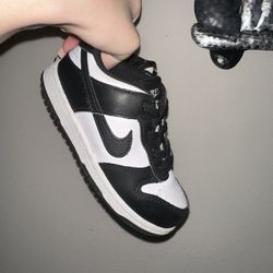 Nike Dunk Low (panda Dunks)