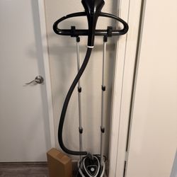 Standing Garment Steamer 