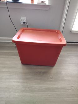 Brand New Storage Container 18 Gallon