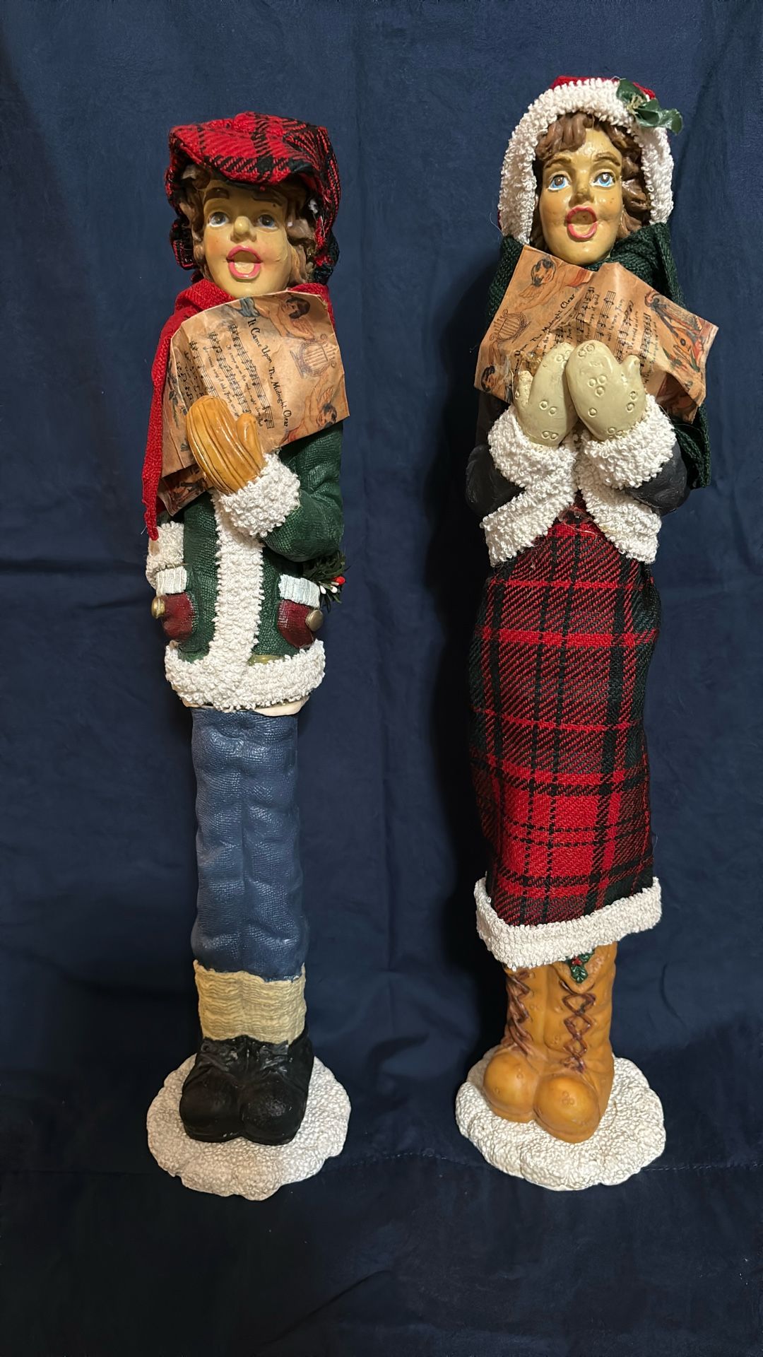 Vintage Christmas Carolers
