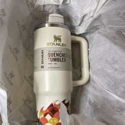 STANLEY CUP 30 OZ TUMBLER - LUNAR NEW YEAR - YEAR OF DRAGON - Cream New
