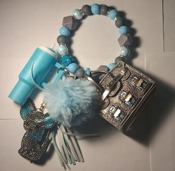 Wristlet set with mini purse
