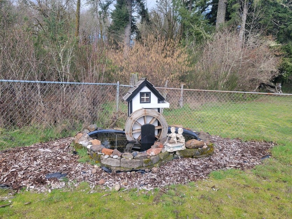 Water Wheel Fountain