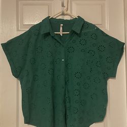 Brand New Emerald Green Eyelet Top Size 2X