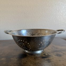 Stainless Steel Colander/Strainer ✨