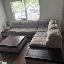 Living Room Set $200