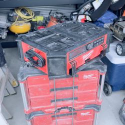 Packout radio sale hotsell