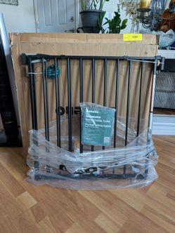 Metal Baby/ Pet Gate ***NEW****