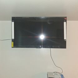Tlc 65 Inch 4k UHD ROKU tv